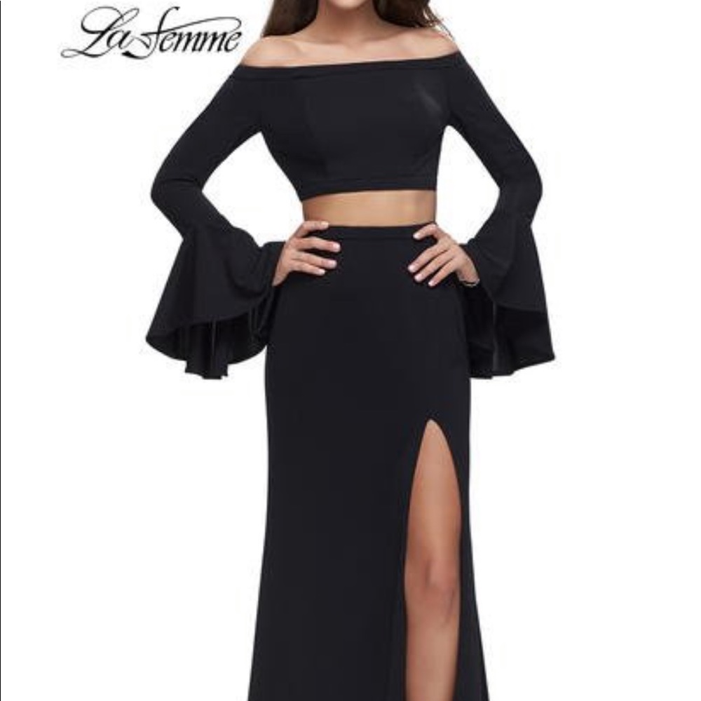 Black Two Piece Prom Dress.